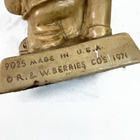 1971 W. & R Berries Figurine #9025 World's Greatest Athlete - Picture 5 of 6